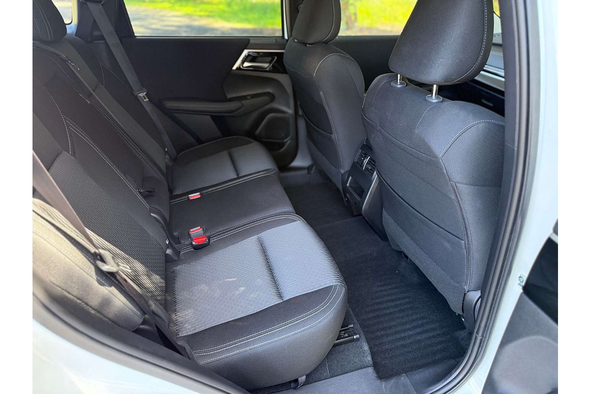 2025 Mitsubishi Outlander LS ZM