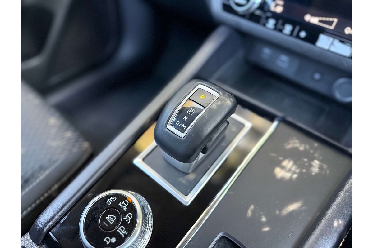 2025 Mitsubishi Outlander LS ZM