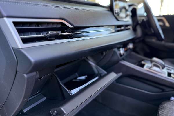 2025 Mitsubishi Outlander LS ZM