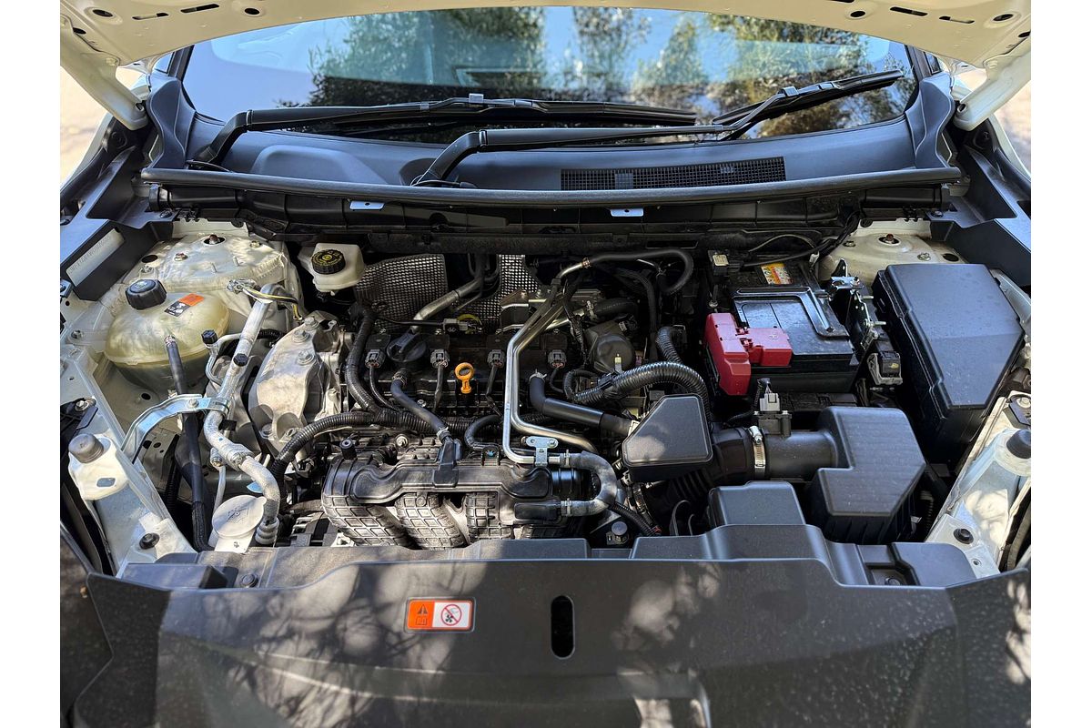 2025 Mitsubishi Outlander LS ZM