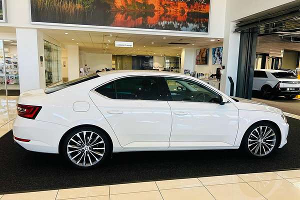 2019 SKODA Superb 162TSI NP