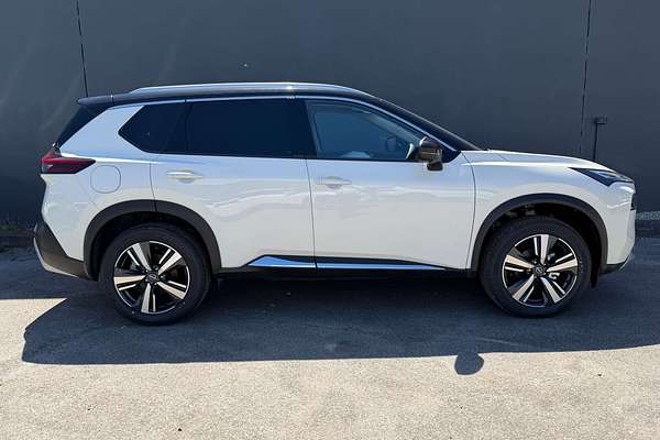 2025 Nissan X-TRAIL Ti T33