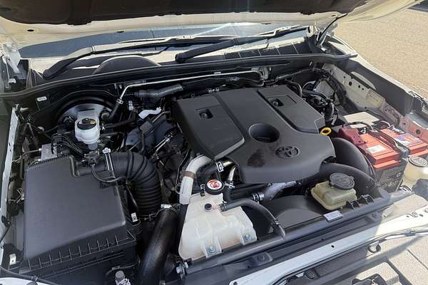 2017 Toyota Hilux Workmate GUN122R Rear Wheel Drive