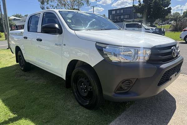 2017 Toyota Hilux Workmate GUN122R Rear Wheel Drive