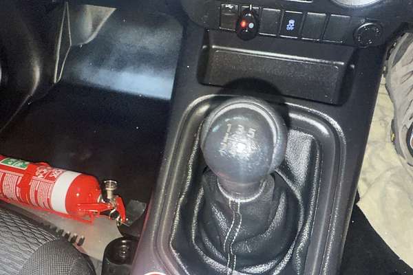 2017 Toyota Hilux Workmate GUN122R Rear Wheel Drive