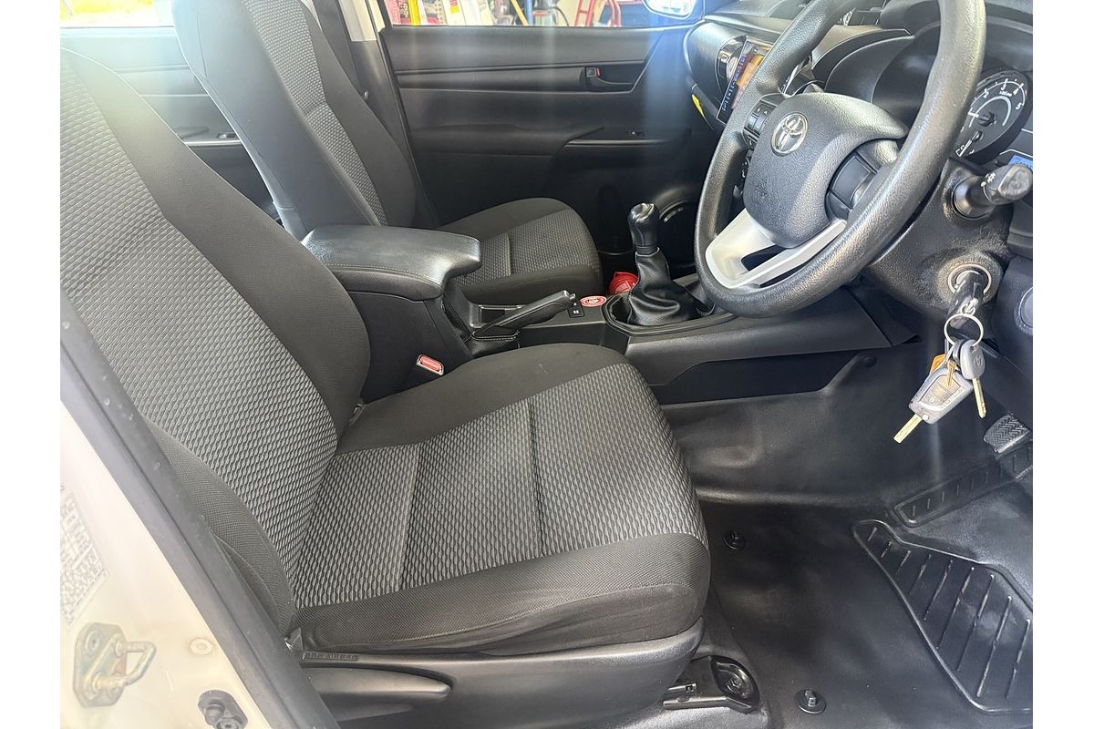 2017 Toyota Hilux Workmate GUN122R Rear Wheel Drive