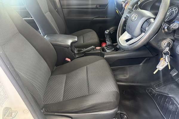 2017 Toyota Hilux Workmate GUN122R Rear Wheel Drive