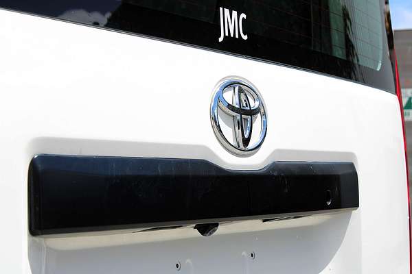 2021 Toyota Hiace Commuter GDH322R ELWB High Roof