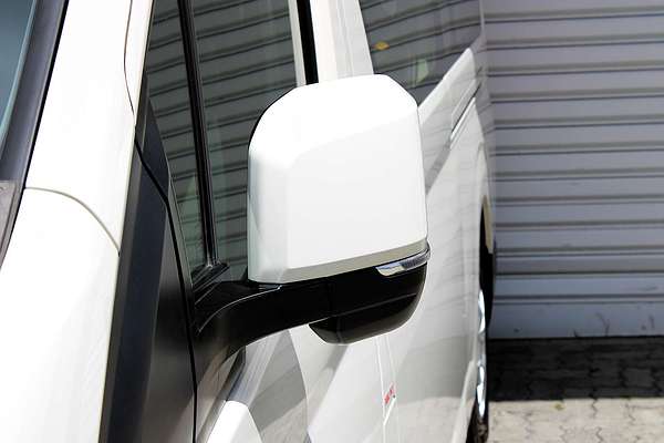 2021 Toyota Hiace Commuter GDH322R ELWB High Roof