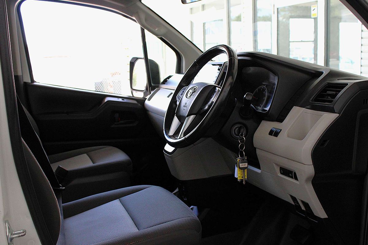 2021 Toyota Hiace Commuter GDH322R ELWB High Roof