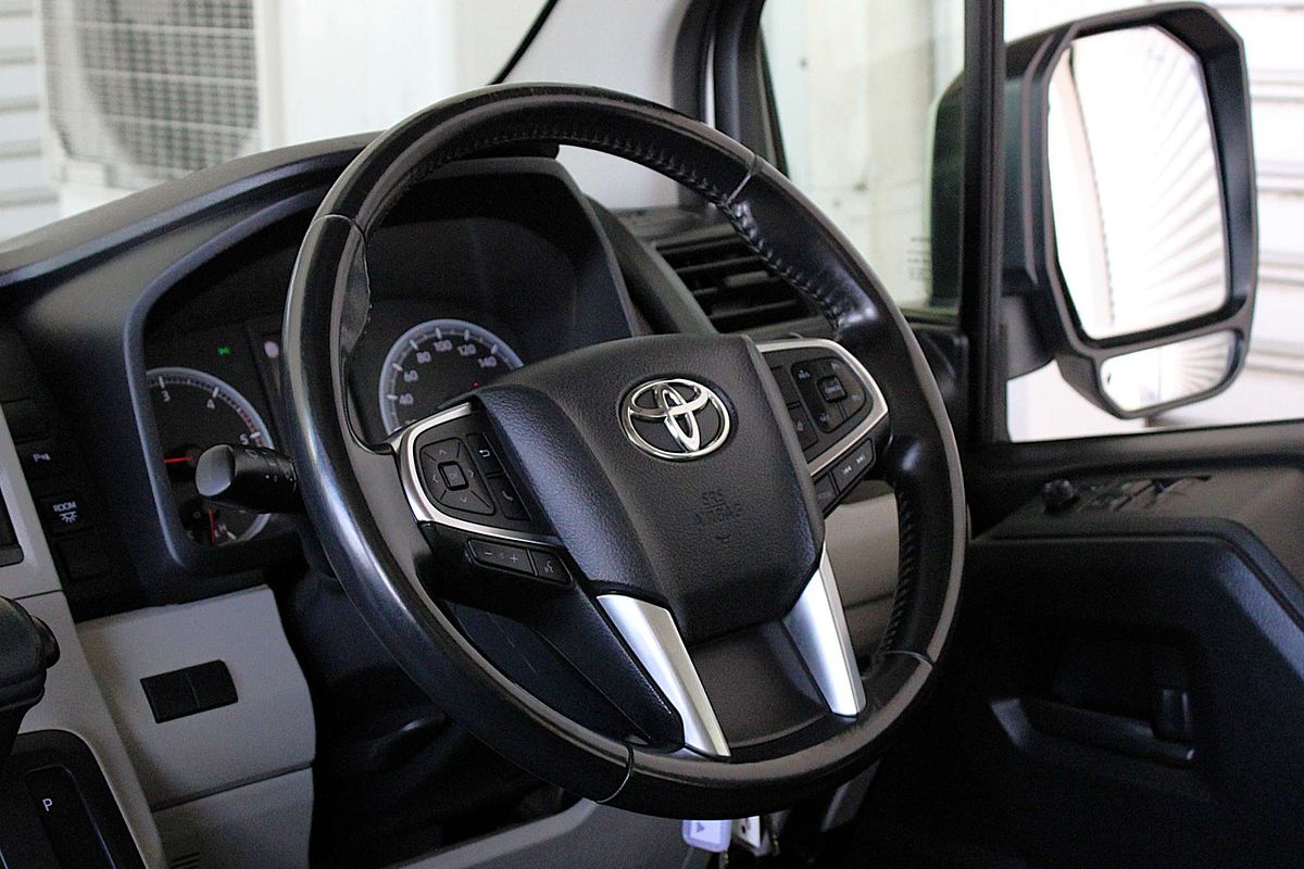 2021 Toyota Hiace Commuter GDH322R ELWB High Roof