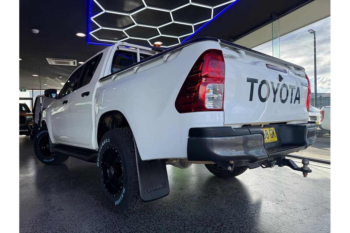 2020 Toyota Hilux SR GUN126R 4X4