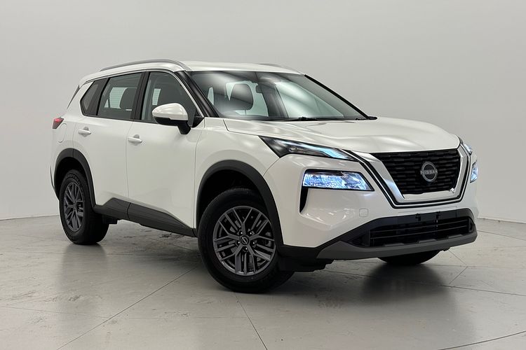 2025 Nissan X-TRAIL ST T33