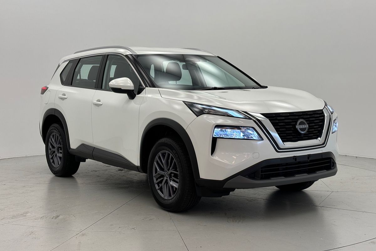 2025 Nissan X-TRAIL ST T33