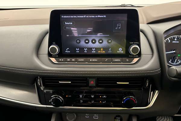 2025 Nissan X-TRAIL ST T33