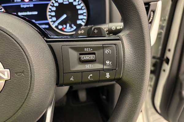 2025 Nissan X-TRAIL ST T33