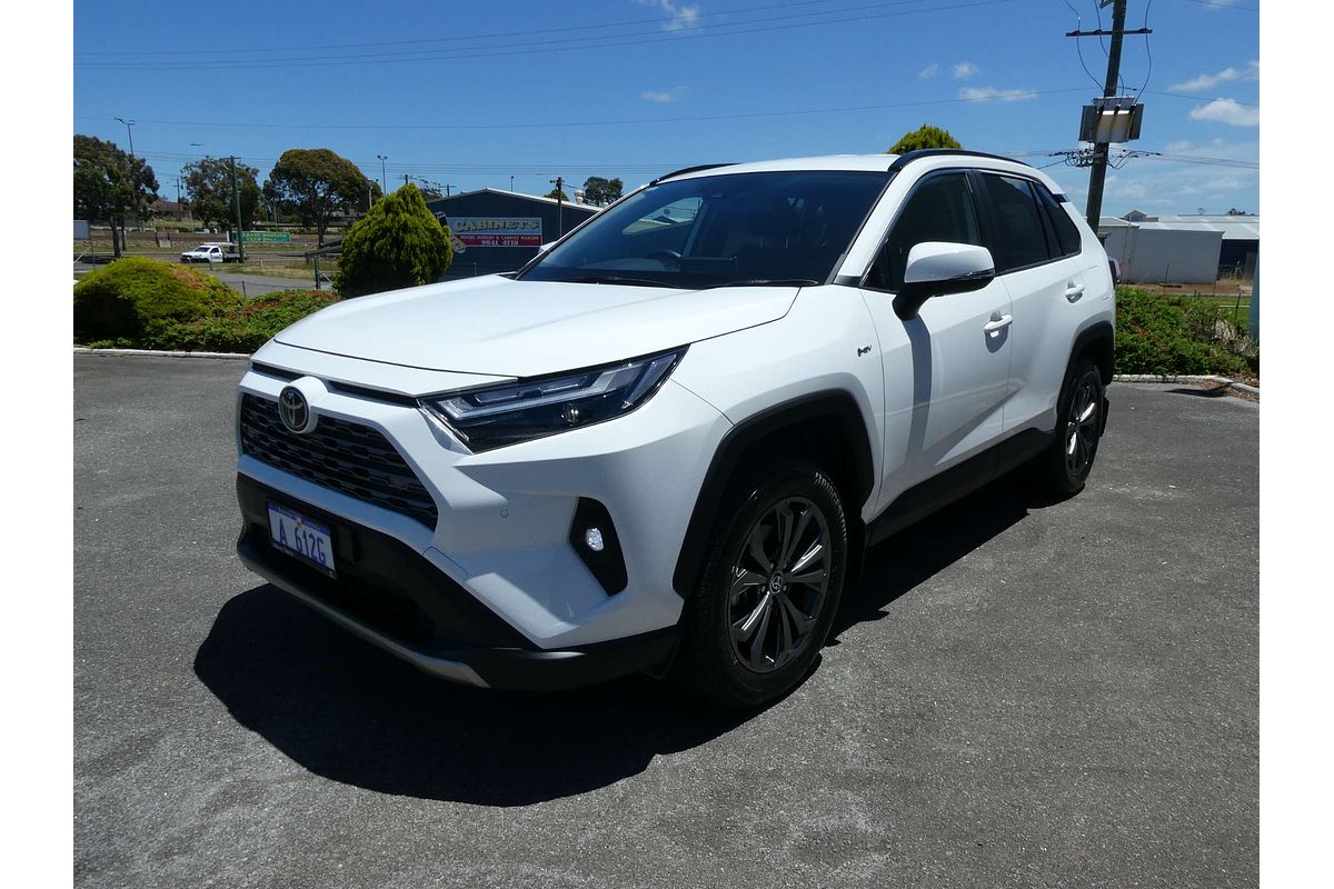 2025 Toyota RAV4 GXL AXAH52R