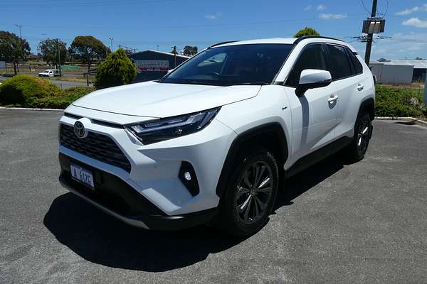2025 Toyota RAV4 GXL AXAH52R