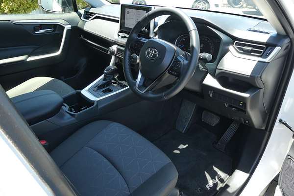 2025 Toyota RAV4 GXL AXAH52R