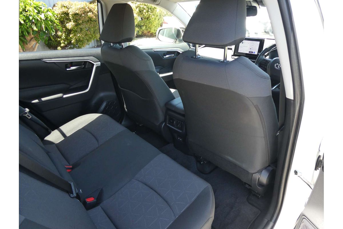 2025 Toyota RAV4 GXL AXAH52R