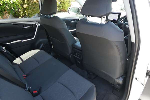 2025 Toyota RAV4 GXL AXAH52R