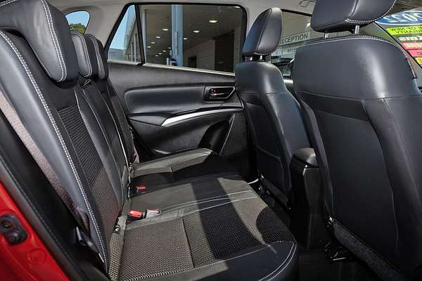 2022 Suzuki S-Cross ALLGRIP Prestige JYB