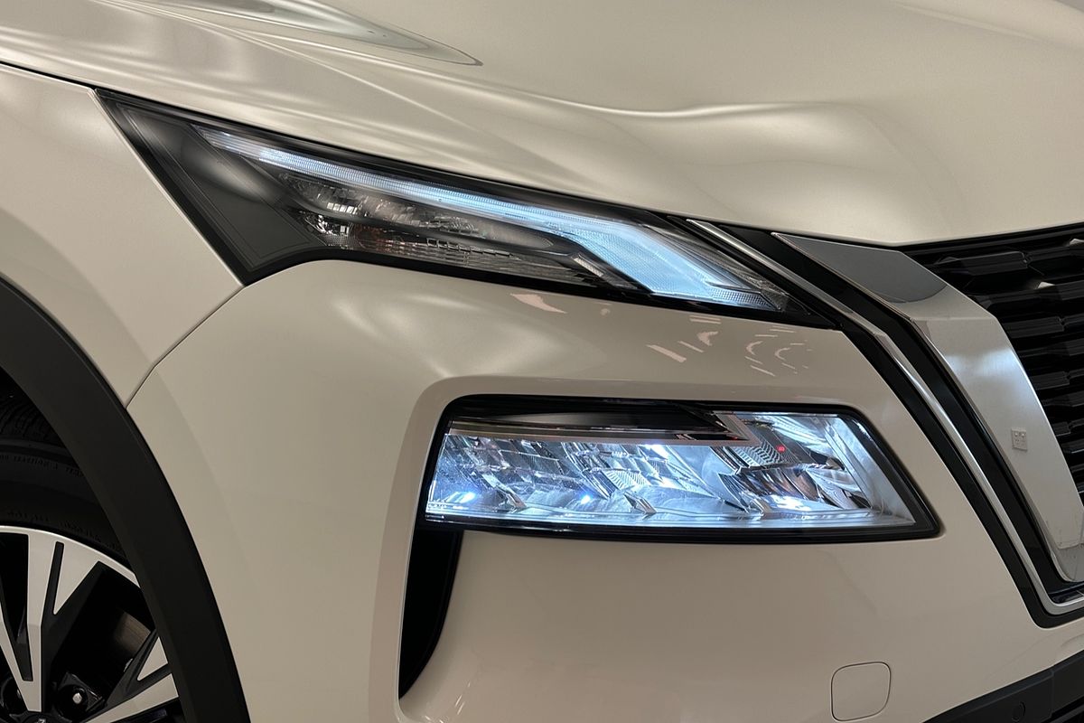 2024 Nissan X-TRAIL ST-L T33