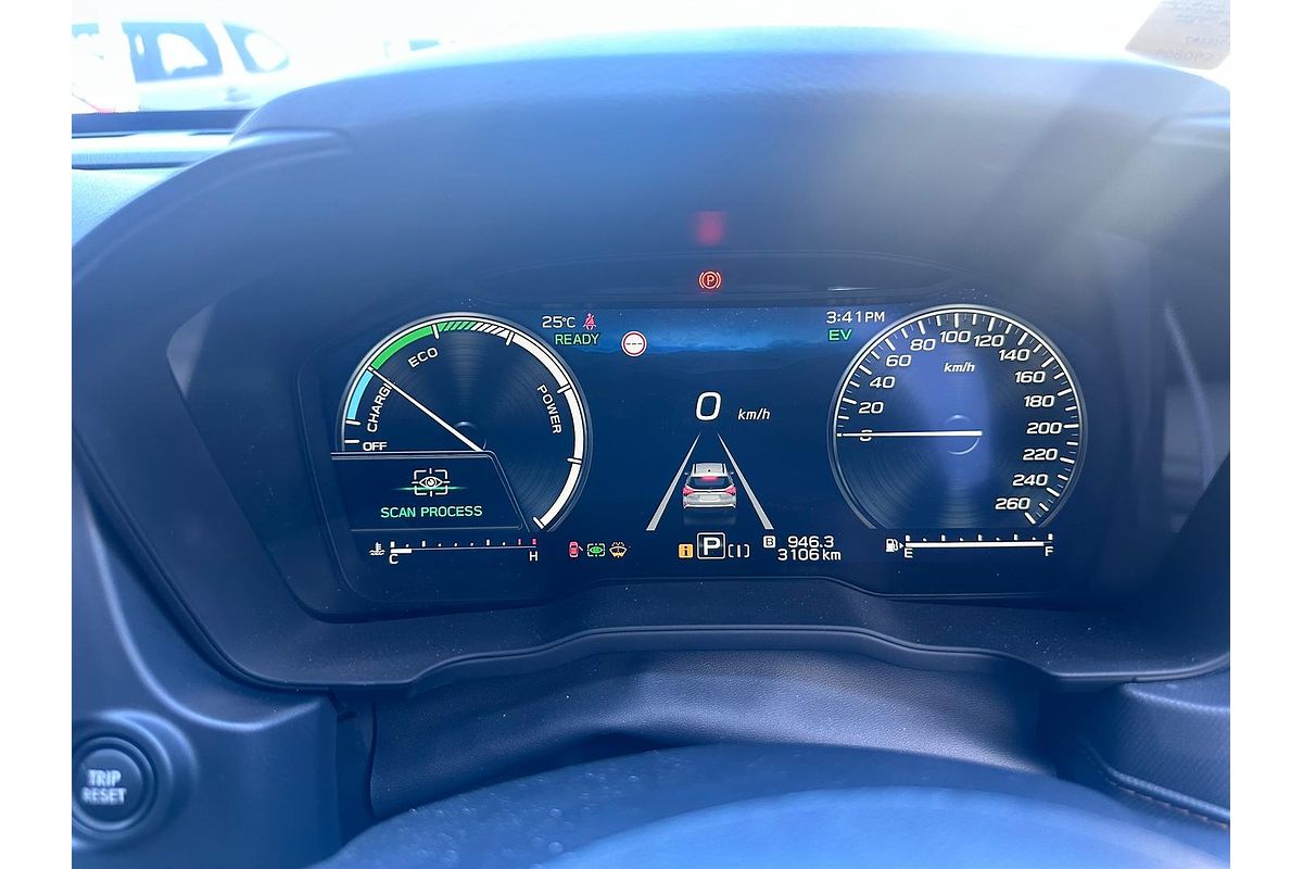 2025 Subaru Forester Hybrid Touring S6