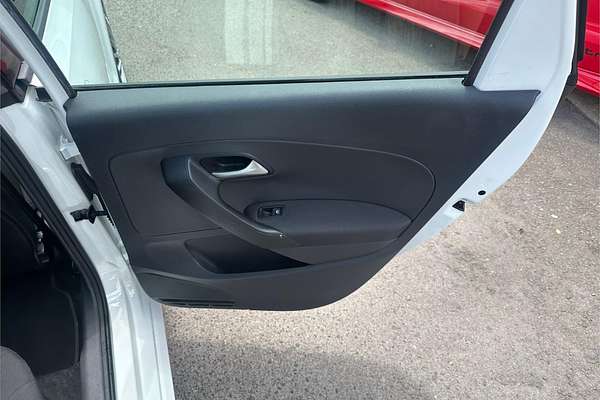 2015 Volkswagen Polo 66TSI Trendline 6R