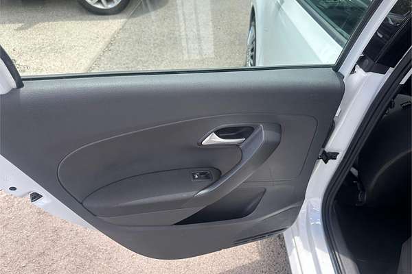 2015 Volkswagen Polo 66TSI Trendline 6R