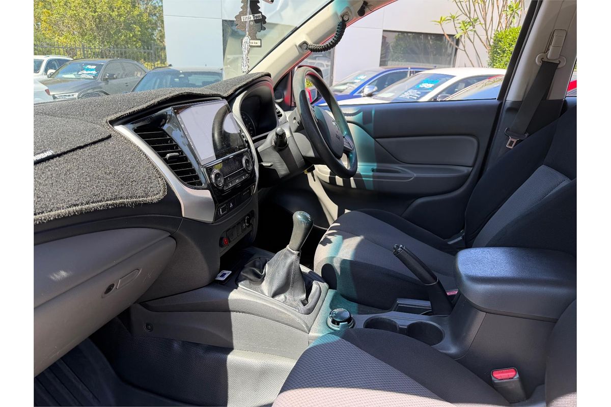 2017 Mitsubishi Triton GLX+ MQ 4X4