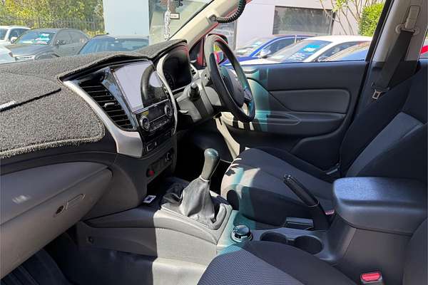 2017 Mitsubishi Triton GLX+ MQ 4X4