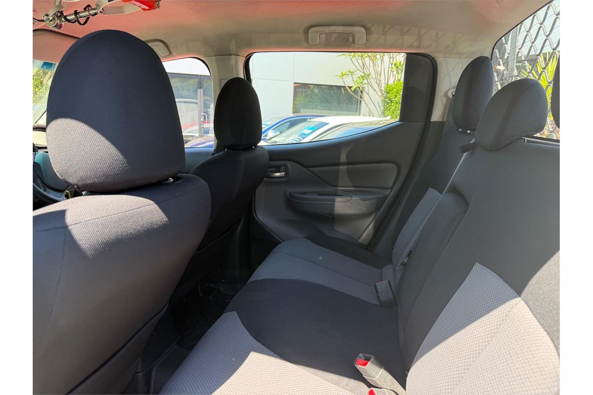 2017 Mitsubishi Triton GLX+ MQ 4X4