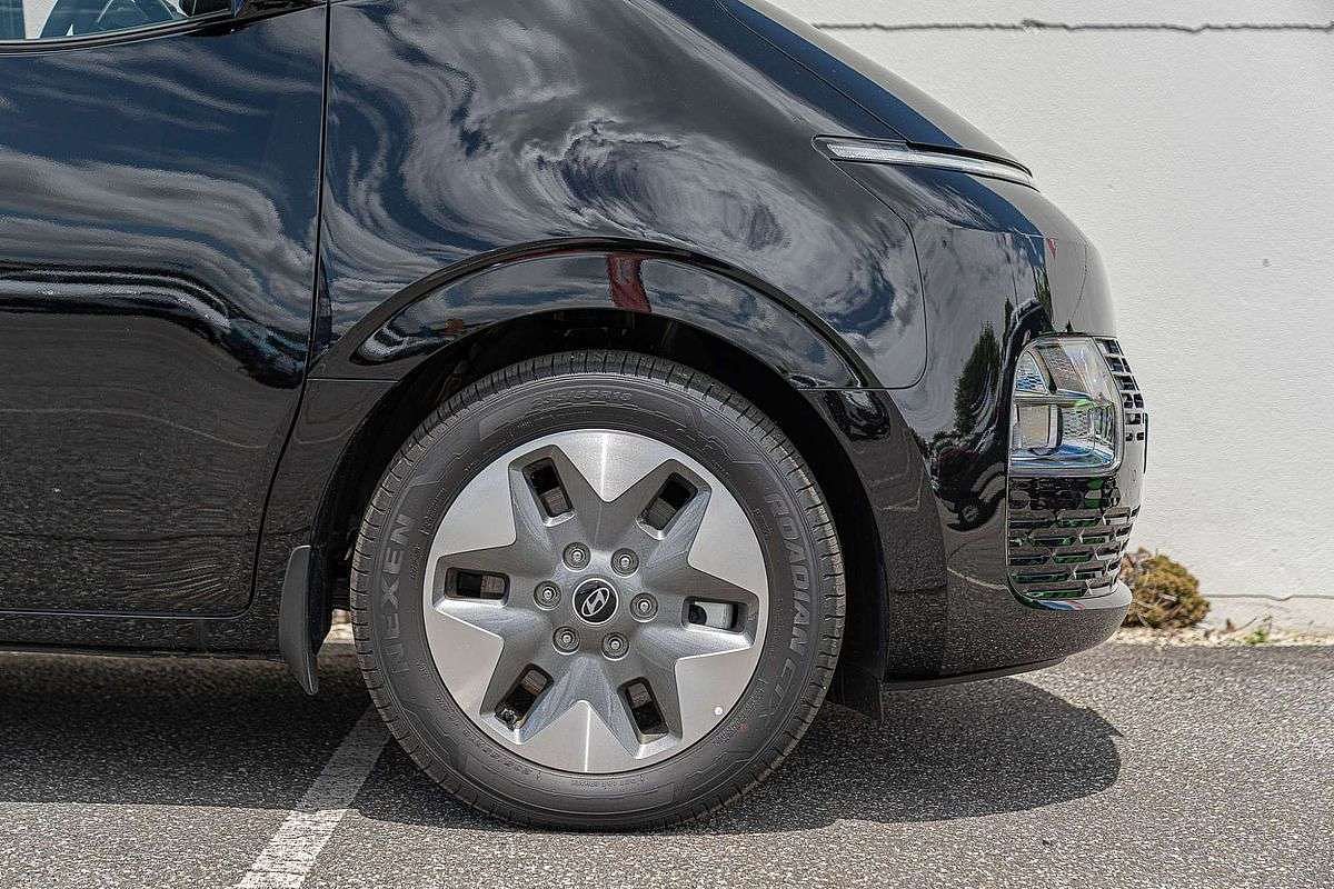 2025 Hyundai STARIA Highlander US4.V3