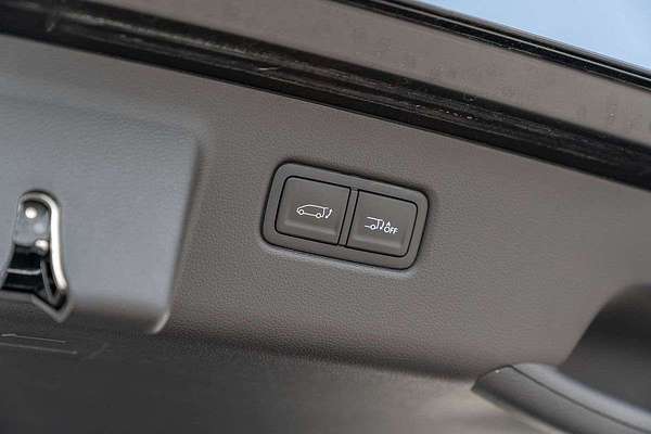 2025 Hyundai STARIA Highlander US4.V3