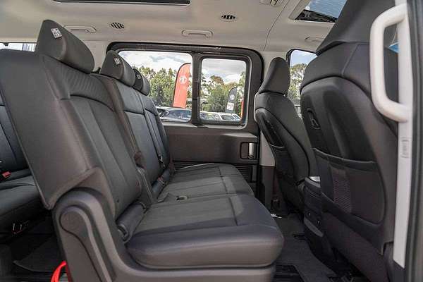 2025 Hyundai STARIA Highlander US4.V3