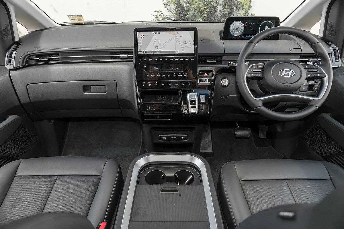 2025 Hyundai STARIA Highlander US4.V3