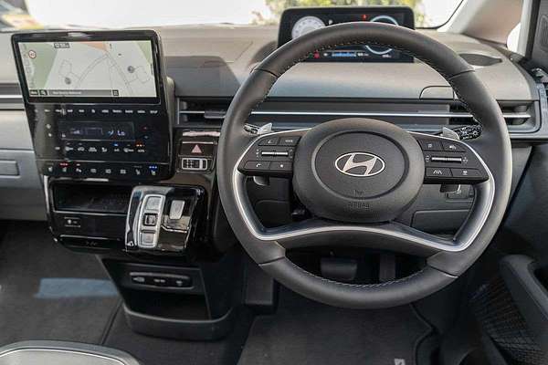 2025 Hyundai STARIA Highlander US4.V3