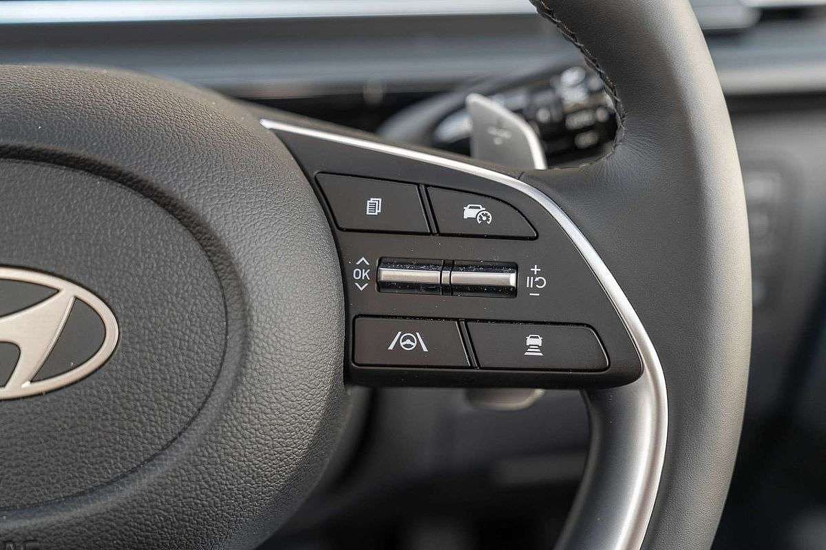 2025 Hyundai STARIA Highlander US4.V3