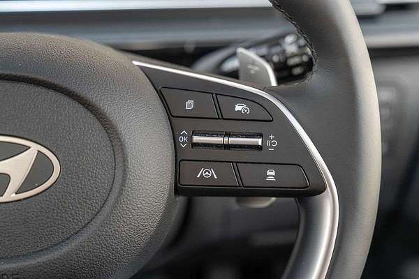 2025 Hyundai STARIA Highlander US4.V3