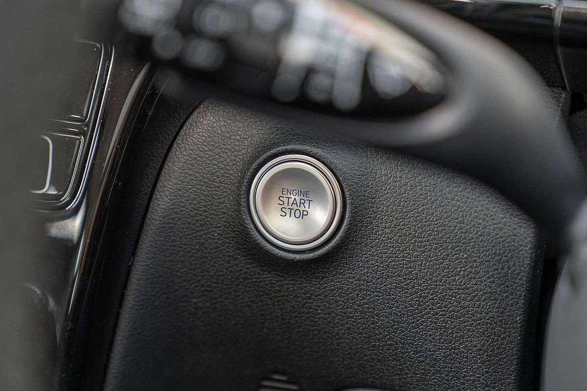 2025 Hyundai STARIA Highlander US4.V3