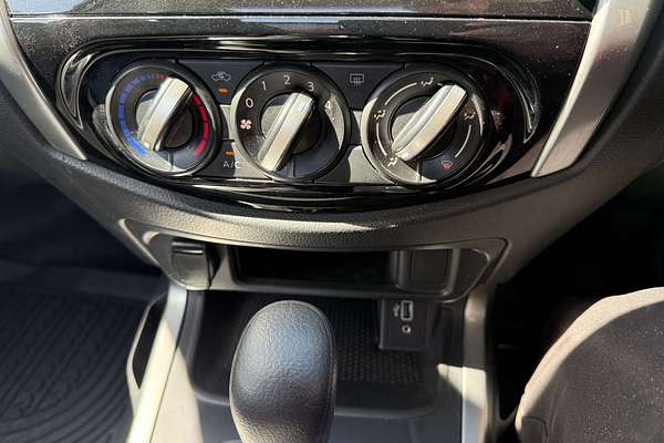 2023 Nissan Navara SL D23 Rear Wheel Drive