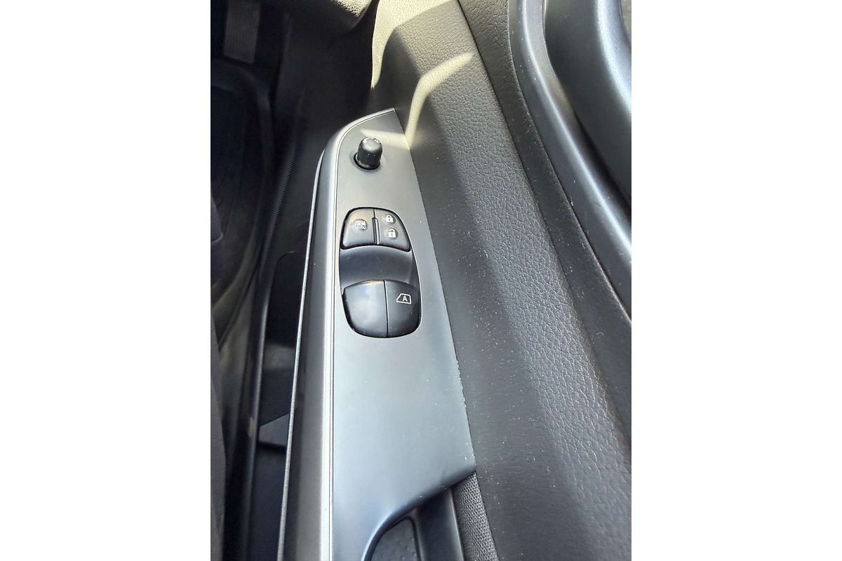 2023 Nissan Navara SL D23 Rear Wheel Drive