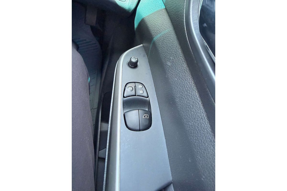 2019 Nissan Navara RX D23 Series 3 Rear Wheel Drive