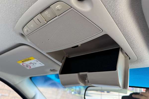 2019 Nissan Navara RX D23 Series 3 Rear Wheel Drive