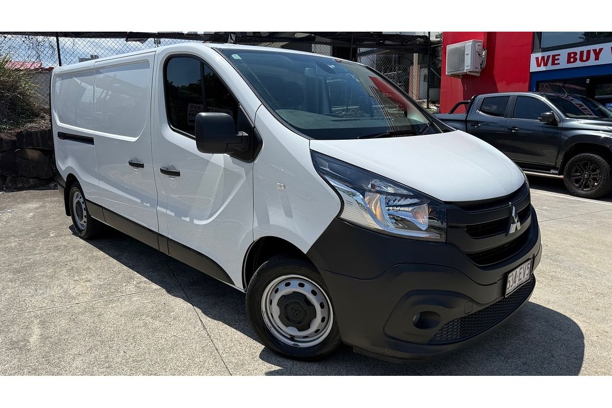 2022 Mitsubishi Express GLX+ SN LWB