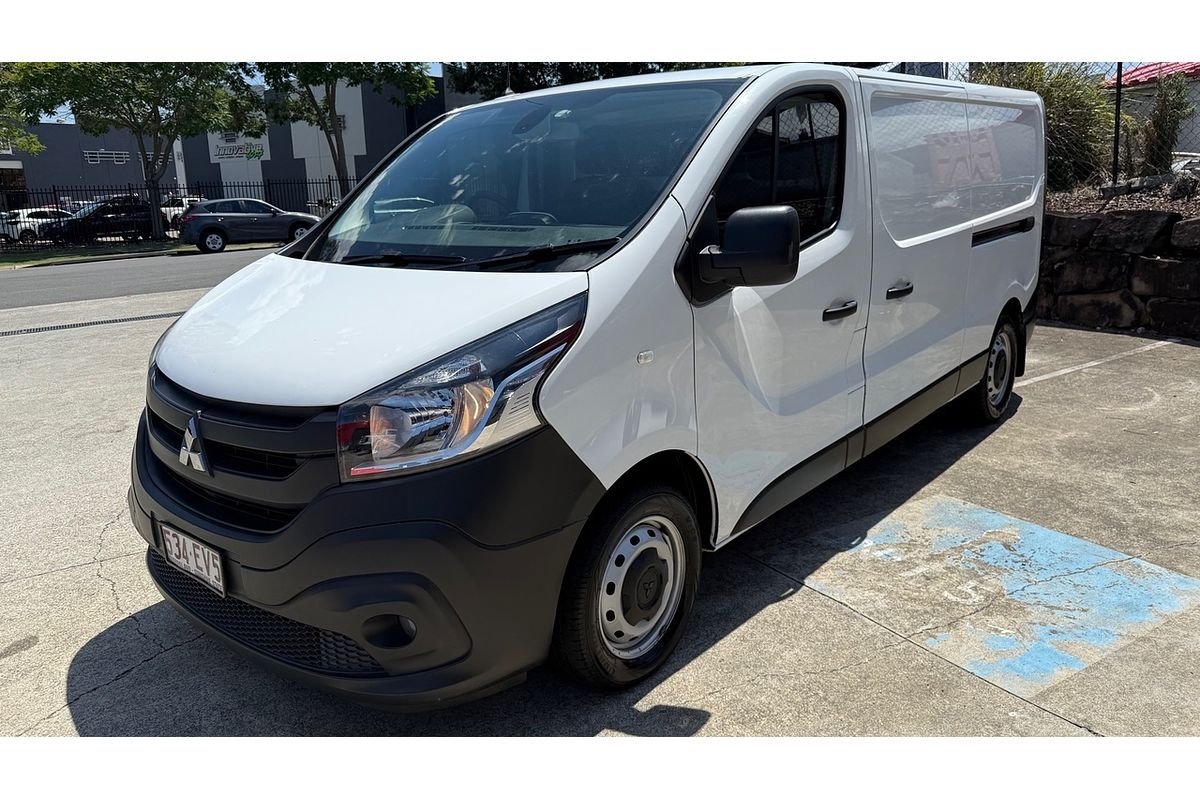 2022 Mitsubishi Express GLX+ SN LWB
