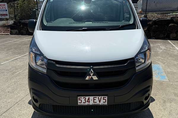 2022 Mitsubishi Express GLX+ SN LWB