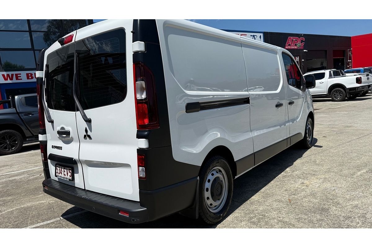 2022 Mitsubishi Express GLX+ SN LWB