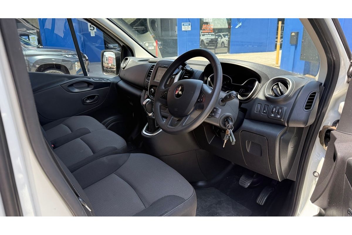 2022 Mitsubishi Express GLX+ SN LWB